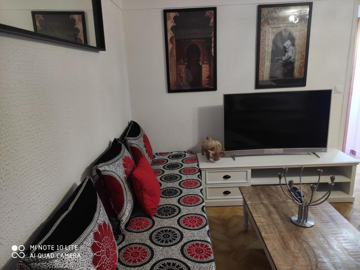 Maison en rez-de-chaussée,jardin, très bien située Arles Esterno foto